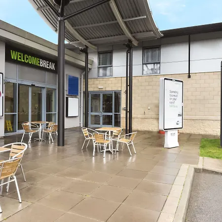 Days Inn By Wyndham Donington-3